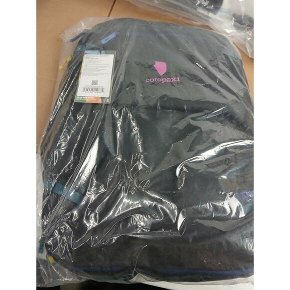 NWT Cotopaxi Allpa 35L Travel Pack, del dia dark-OS - Picture 1 of 2